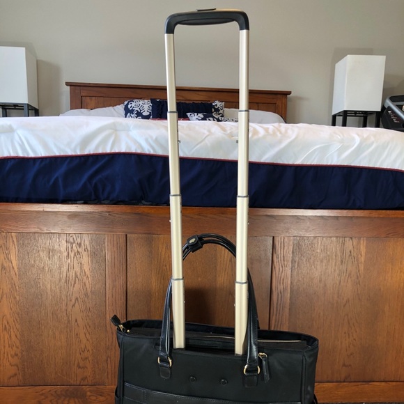 Mobile Solution Upright Wheeled Carryall - Picture 3 of 10